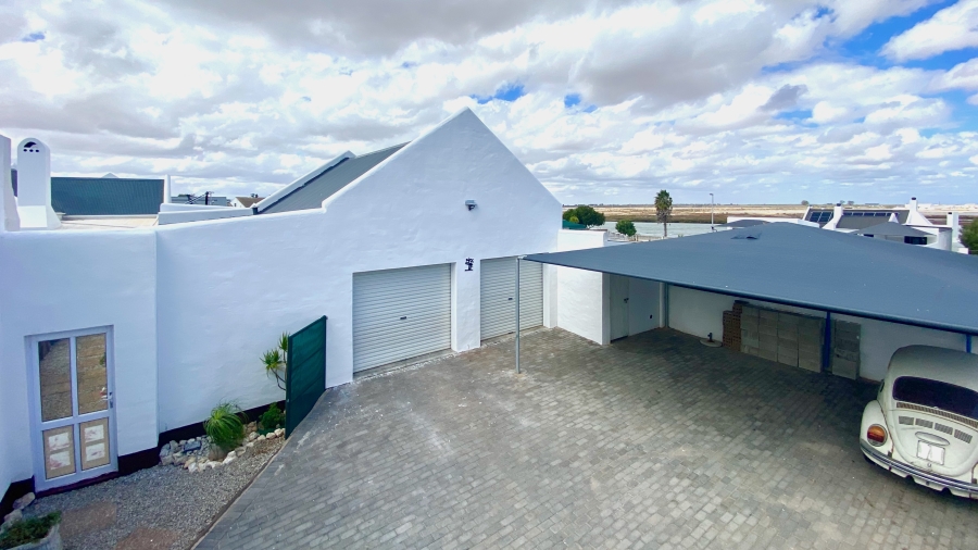 3 Bedroom Property for Sale in Velddrif Western Cape